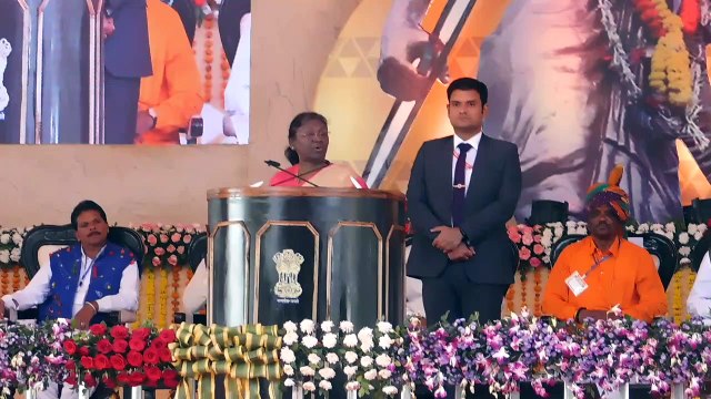 Commendable efforts being made in Madhya Pradesh for the welfare of tribals: President