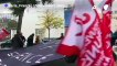 Mondial-2022 au Qatar: des militants communistes manifestent devant la FFF