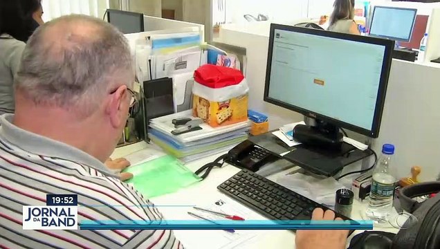 Concursos públicos têm 27,9 mil vagas abertas no país 15/11/2022 16:06:34