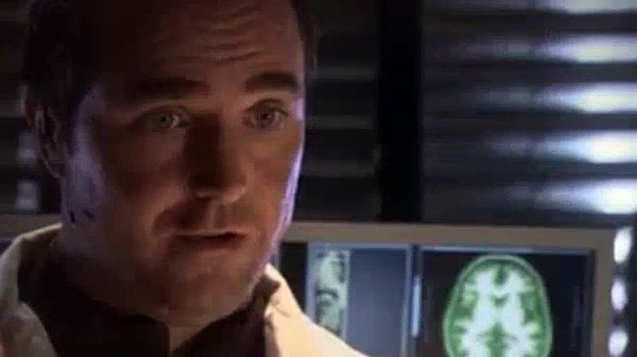 Stargate Atlantis S02E18 Michael