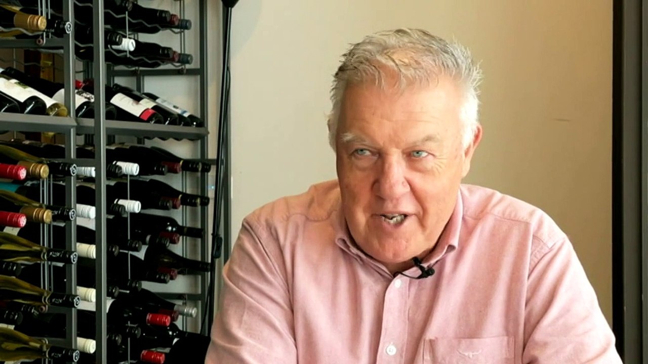 Older residents return to the workforce to fill staff shortages on Victoria's Bellarine peninsula