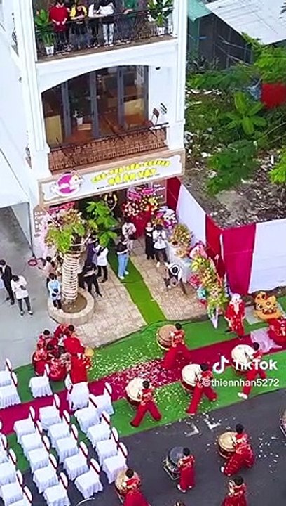 Đi lên từ số âm, chàng trai bán hàng rong mưu sinh xây dựng cơ ngơi trong mơ