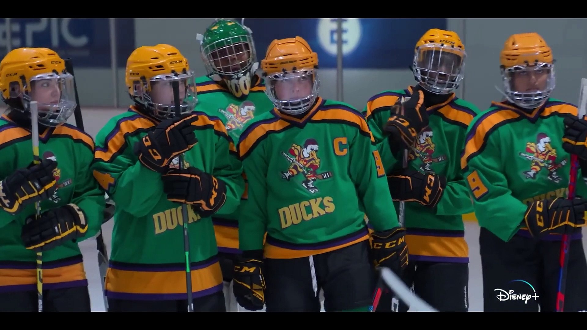 Mighty Ducks Reunion! Cast Skates Together Again