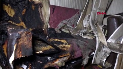 Sigara içerken uyuyakaldı çıkan yangında ağır yaralandı