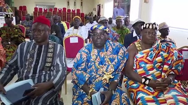 Révision de la liste électorale : la CEI rencontre les rois et chefs traditionnels