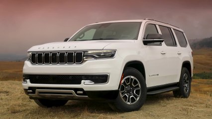 2023 Jeep Wagoneer Series II 4x4 Driving Video