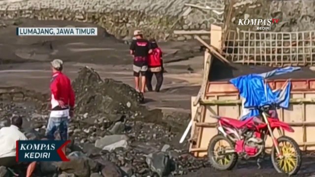 Lahar Hujan Gunung Semeru Jebol Tanggul, Satu Desa Terisolasi