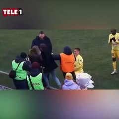 Yeşil sahadaki evlilik teklifi girişimi kötü bitti