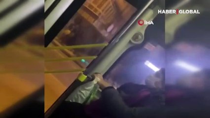 İETT otobüsünde ortalık karıştı! Şoför ile yolcu arasındaki tartışma kamerada
