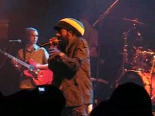 Omar Perry Au Trabendo de Paris