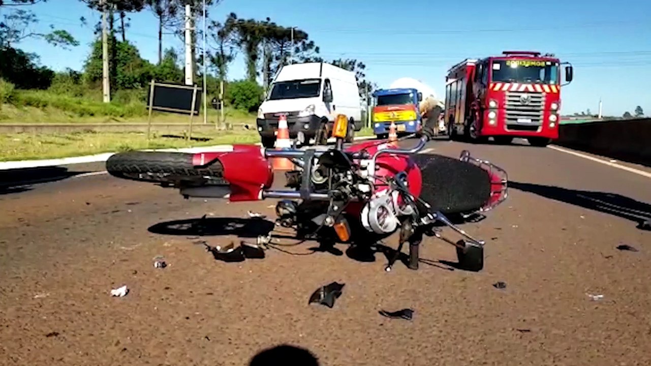 Motociclista Tem Lesão Grave Após Colisão Com Carro Na Br 277 Trânsito