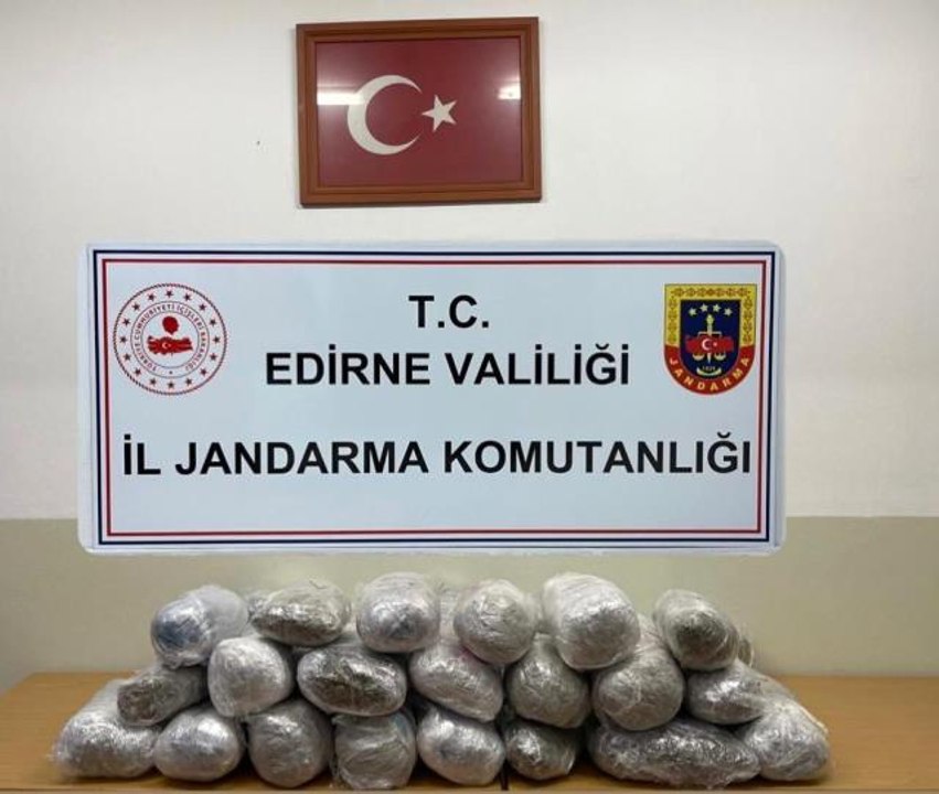 Yunanistan'dan Türkiye'ye soktuğu 55 kilogram uyuşturucuyla yakalandı