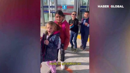 Köy okulundaki öğrencilerini, Anıtkabir'e götüren öğretmen yürekleri ısıttı