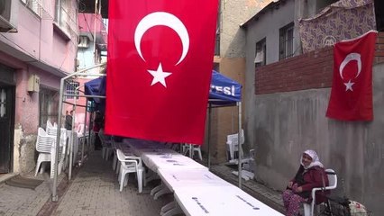 İstanbul'daki terör saldırısında "canlarını" yitiren aileden teröre lanet