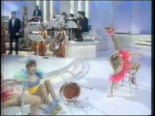 It'll be Alright on the Night (1977) S01E05 - FOUR