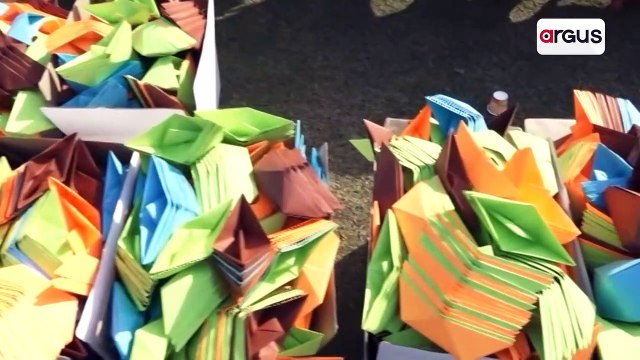 Cuttack in Guinness World Records Making 23,000 Paper Boats In Just 35 Minutes.