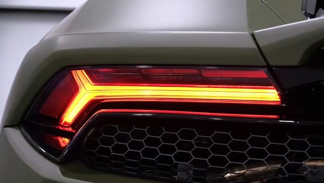 2022 Lamborghini Huracán EVO Spyder RWD in Verde Turbine