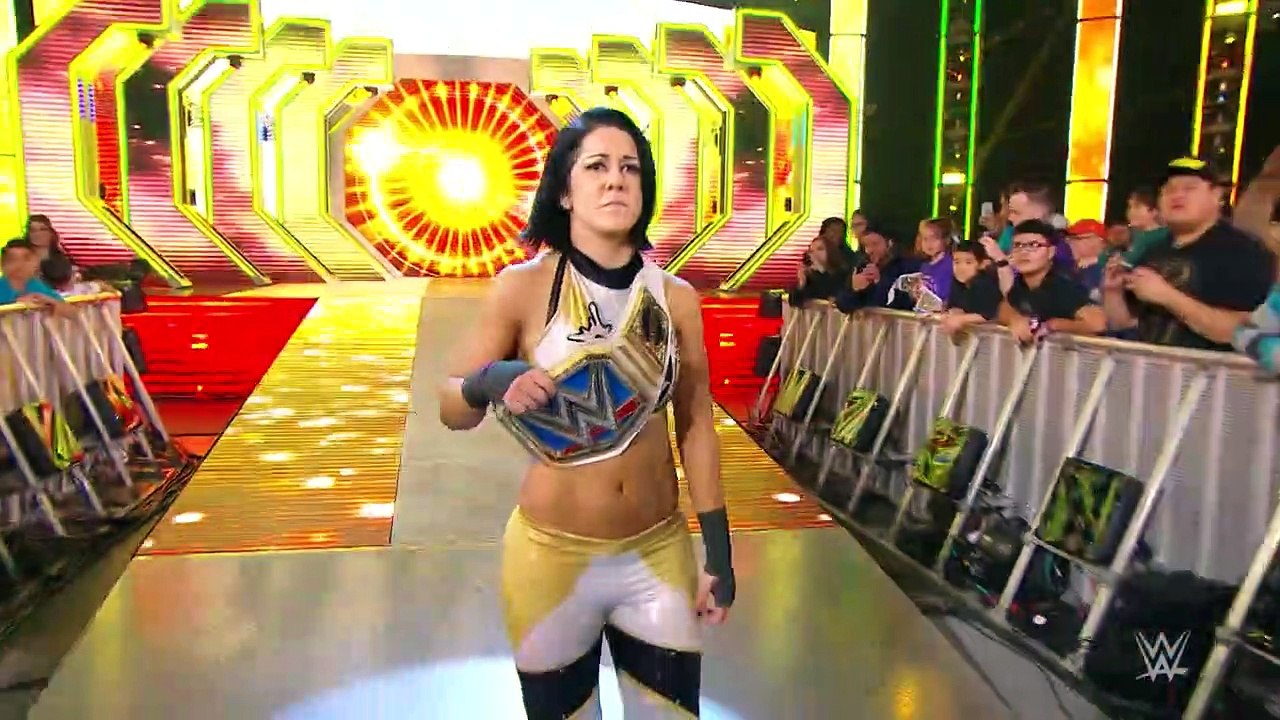 WWE.Smackdown.11.15.19.Bayley.vs.Nikki.Featuring.NXT.Women