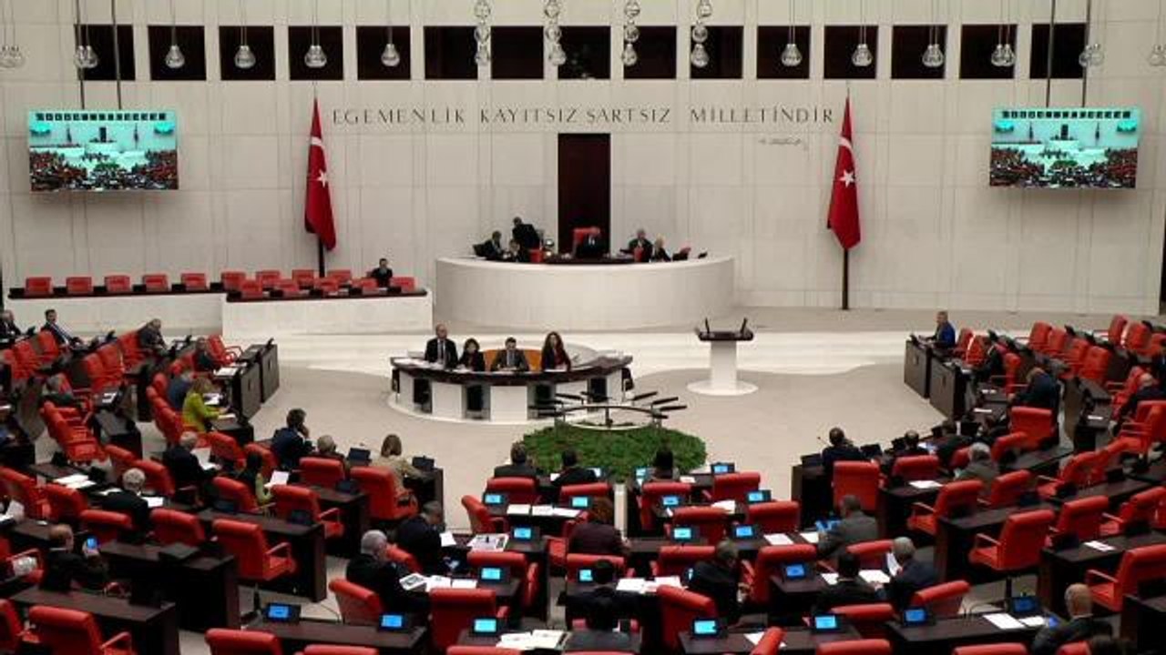 Sibel Özdemir: "Alevi Yurttaşlarımızın, Kurumlarının Anayasal ve Eşit Yurttaşlık Temelinde İnanç ve İbadetleriyle İlgili Ortaklaştığı Talepleri Bu...