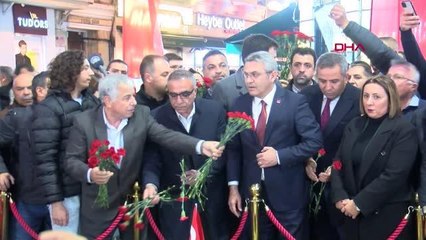 CHP GENEL BAŞKAN YARDIMCISI SALICI İLE İLÇE BAŞKANLARI TERÖR SALDIRISINDA ÖLENLER İÇİN KARANFİL BIRAKTI