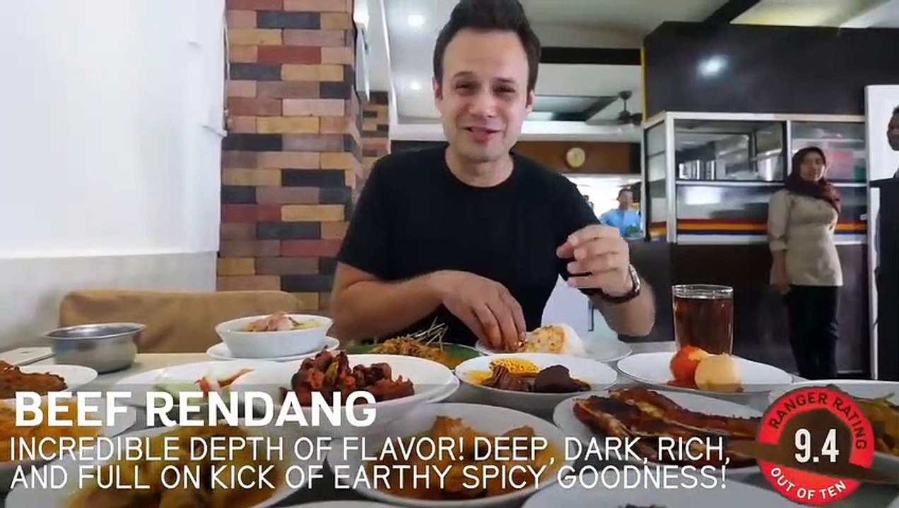 33 Indonesian STREET FOODS Across Indonesia!! NASI PADANG, YOGYAKARTA Gudeg + BANDUNG BBQ!! 15