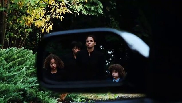 Nos souvenirs brûlés Bande-annonce (DE)