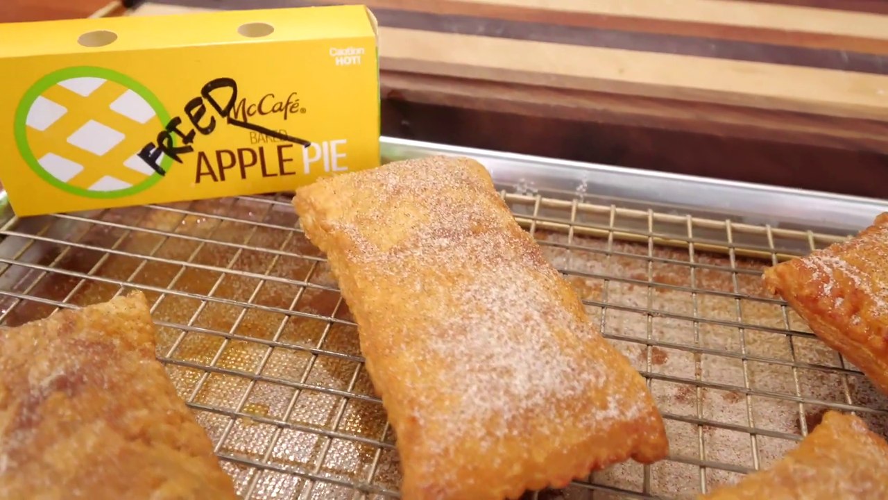 This McDonalds Fried Apple Pie is INSANE and easy  Copycat Recipes.