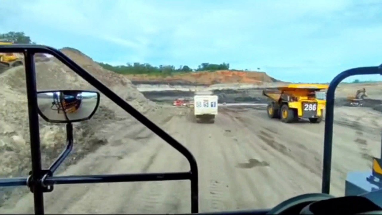 Funny Video, The speed of a large coal hauling car, Boom-Boom Car