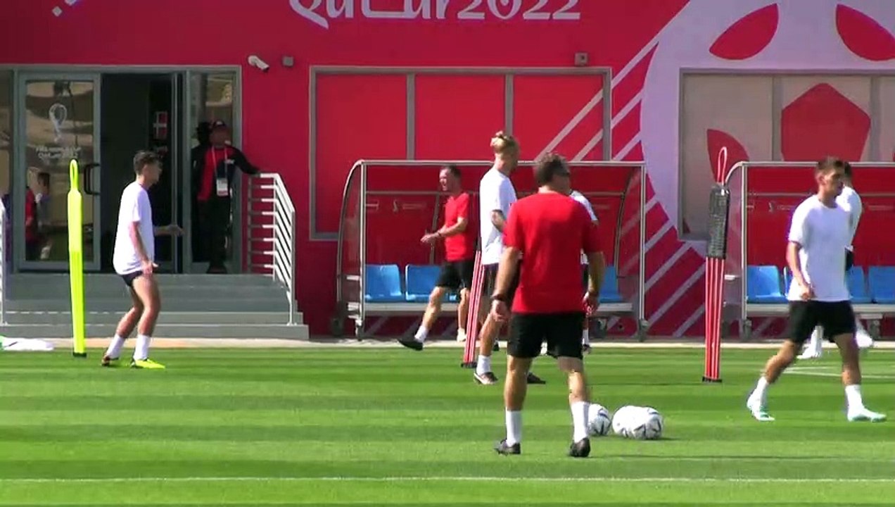 المنتخب الدنماركي يتمرن استعدادا لمباراته الأولى في بطولة كأس العالم في قطر