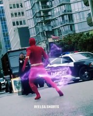 Flash Show his full power