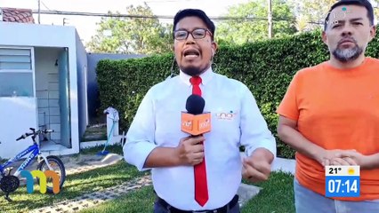 "Demora en entrega de diplomas de bachiller es una venganza y chantaje del gobierno contra Santa Cruz" considera, Erik Morón, Senador de Creemos
