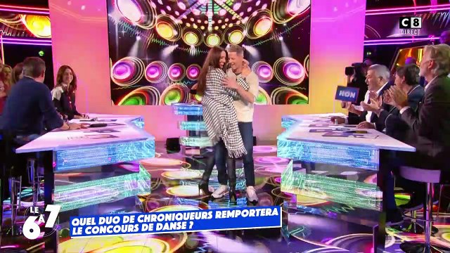 TPMP : Delphine Wespiser embrasse un autre choniqueur.