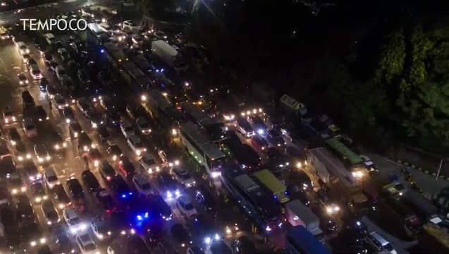 Puncak Arus Mudik di Pelabuhan Merak