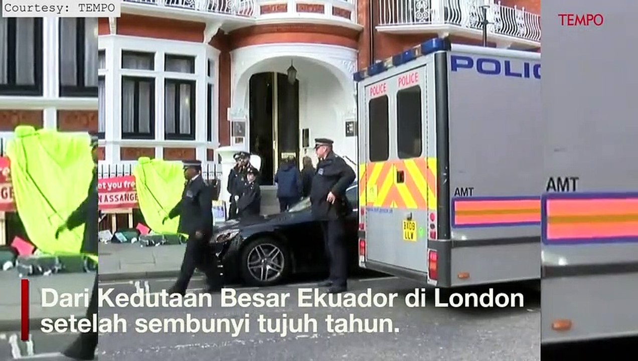 Detik-detik Pendiri WikiLeaks Julian Assange Diseret dari Kedubes