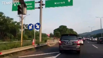 Macet 6 Km, Tol Tangerang-Merak Alami Lonjakan Kendaraan