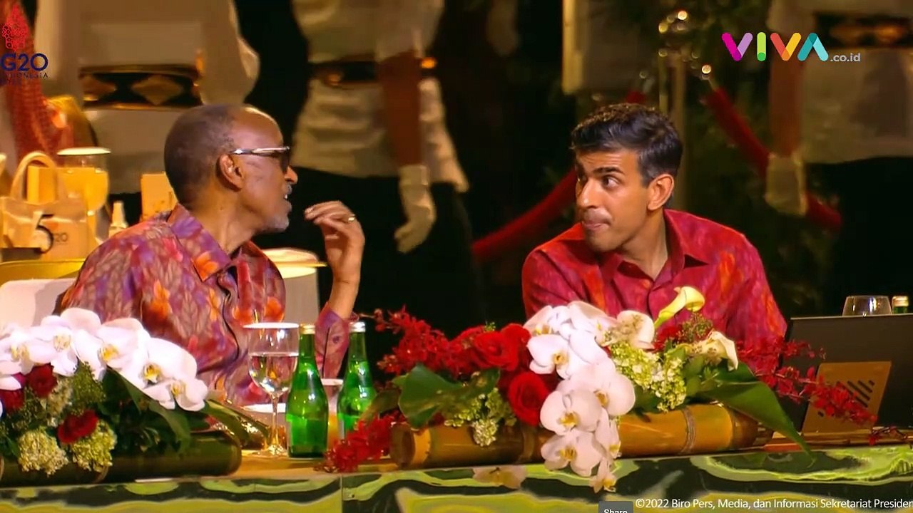 YouTuber Hina Pemimpin G20 "Idiot" Pakai Batik