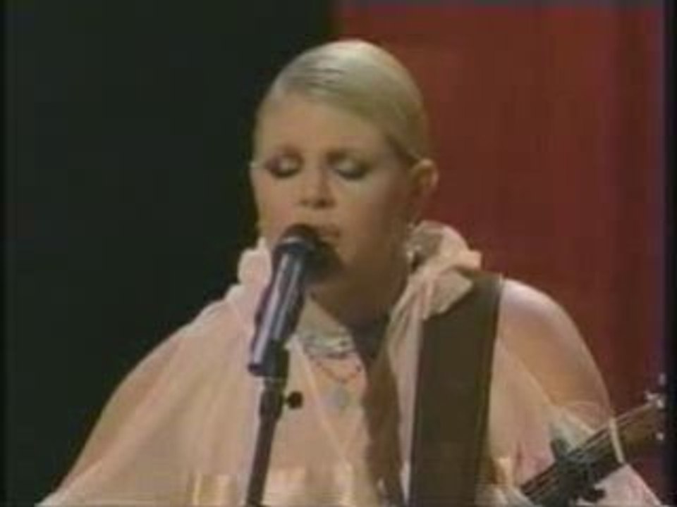 Dixie Chicks - Travelin' Soldier
