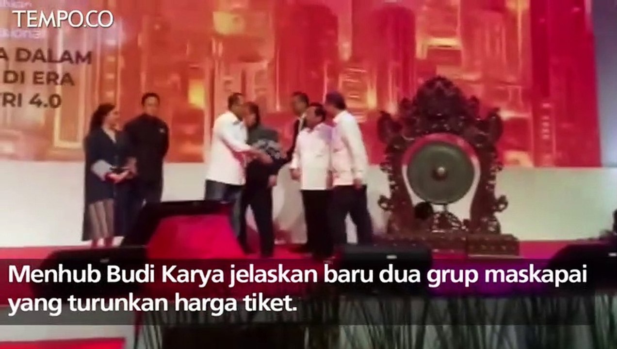 Soal Tiket Pesawat, Menhub: Baru Dua Grup Maskapai Turunkan Harga