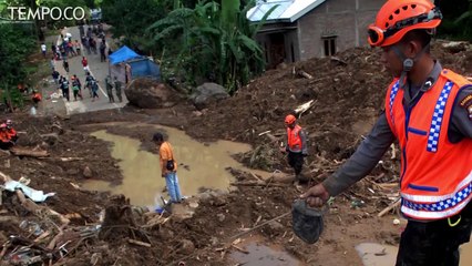 Tanah Longsor Gowa, Begini Evakuasi Korban