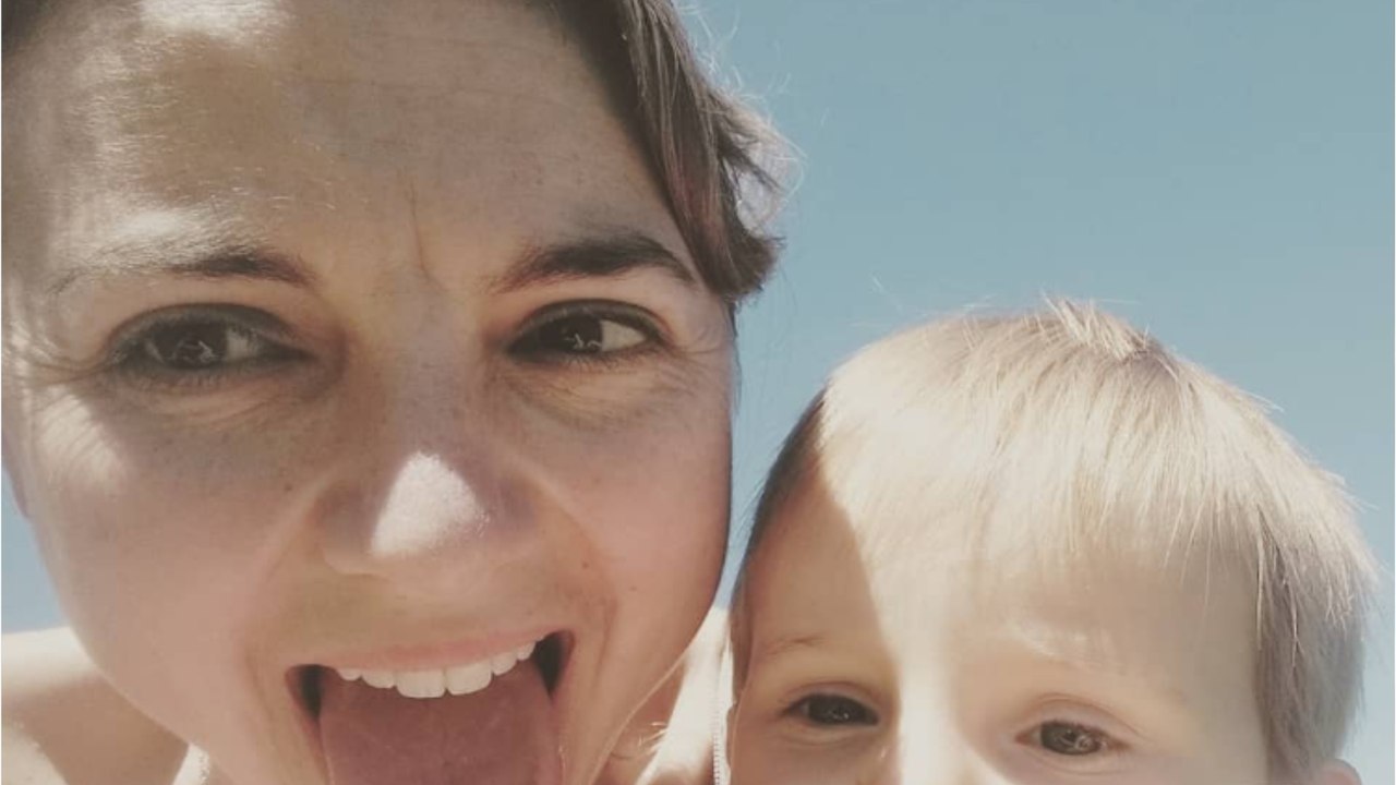 VOICI :- L'amour est dans le pré : Nathalie et Victor parents pour la deuxième fois, ils partagent une photo du bébé