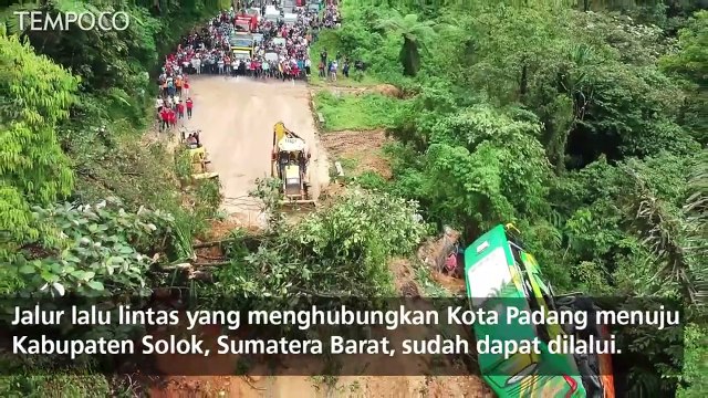 Longsor Sitinjau Lauik, Jalur Padang - Solok Kembali Dibuka