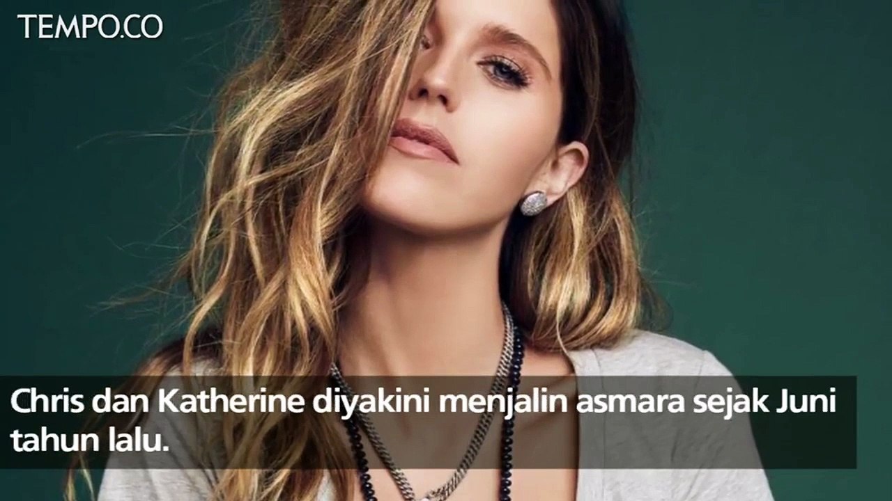 Chris Pratt dan Katherine Schwarzenegger Resmi Bertunangan