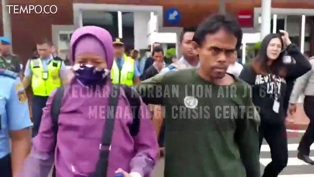 Keluarga Korban Lion Air JT 610 Mendatangi Crisis Center