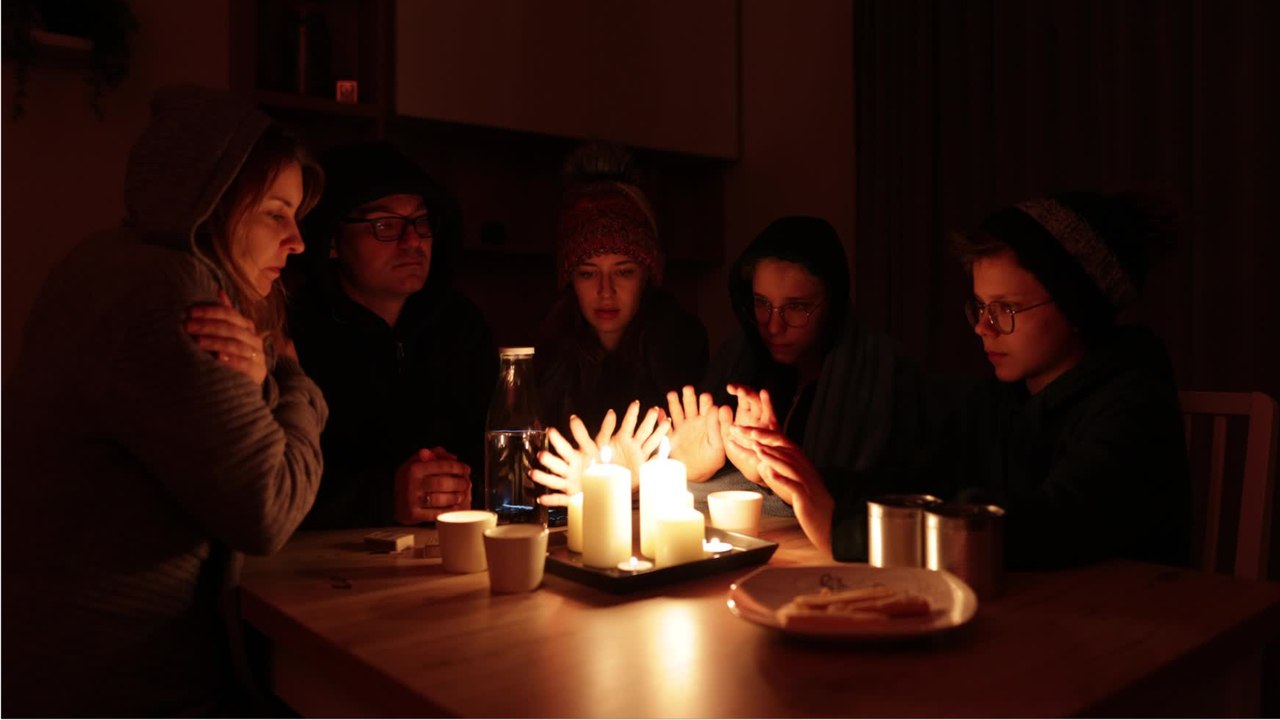 Blackout-Gefahr: Was Sie bei einem Stromausfall als Erstes tun sollten