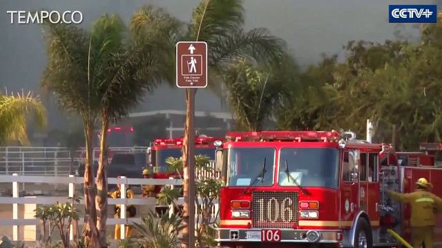 3.300 Petugas Damkar Berjuang Padamkan Kebakaran California