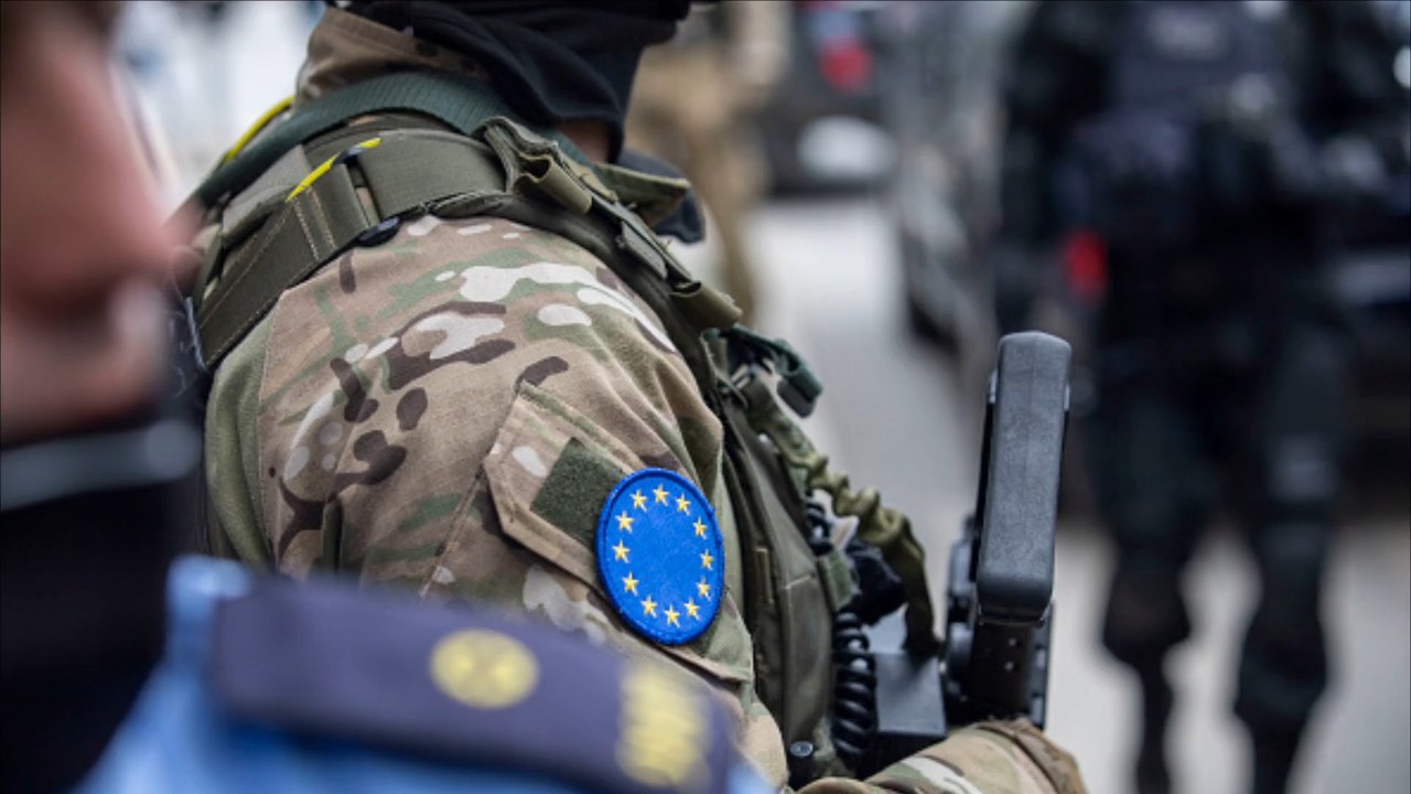 EU-Polizisten helfen im Nord-Kosovo aus