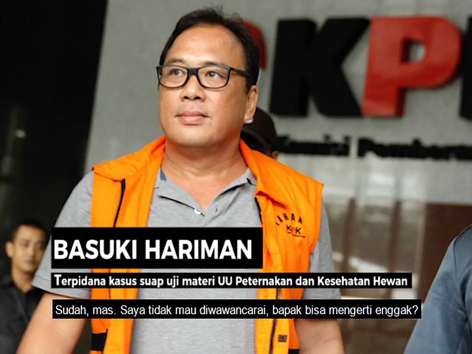 Memilih Bungkam