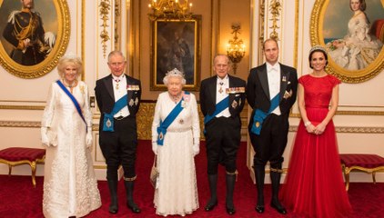 A Kissing Difference Between King Charles and Queen Elizabeth’s Style of Leadership