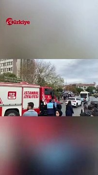 Metrobüs Belediye Binasına Daldı #shorts #metrobüs #kaza