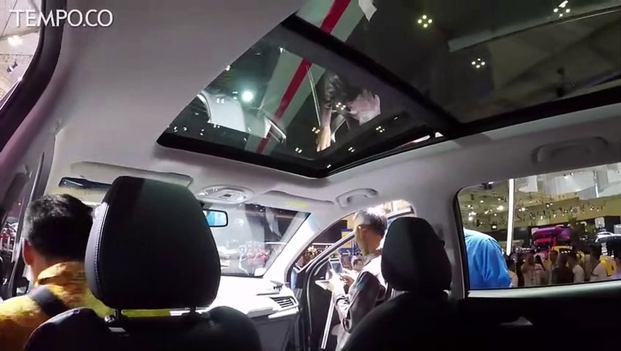 Wuling SUV Ramai Dikunjungi di GIIAS 2018
